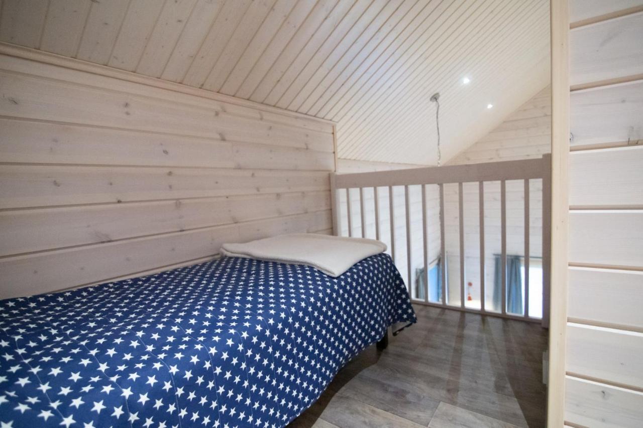 Penzion Ettomies II Äkäslompolo Exteriér fotografie